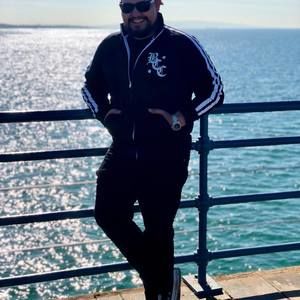 Meet your Posher, Christian